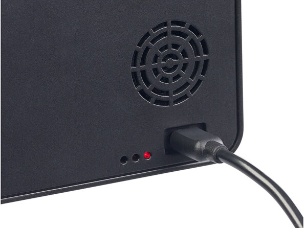 Réveil numérique & caméra Full HD intégrée avec vision nocturne et détecteur de mouvement PIR