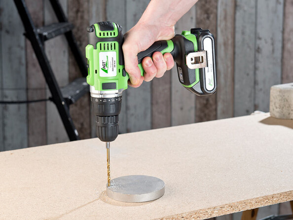 5 forets HSS revêtement titane à queue hexagonale