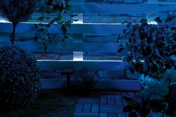 Lot de 2 bandes LED solaires blanc clair Lunartec