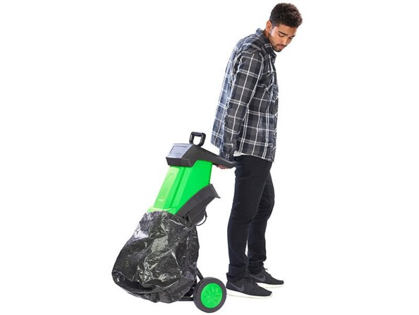 Broyeur de végétaux électrique, avec bac collecteur et poussoir