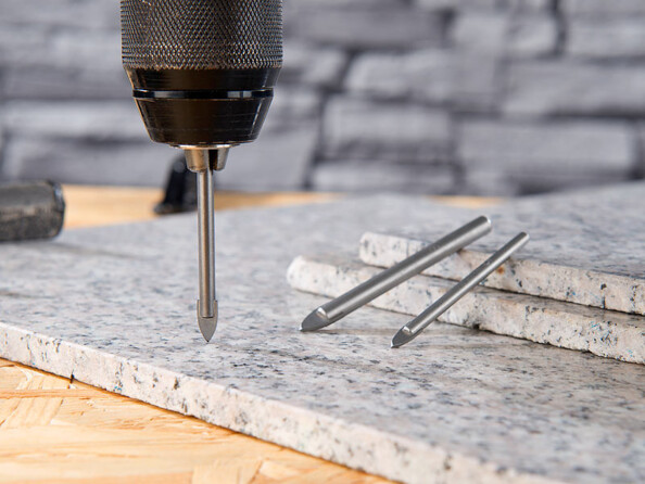 Lot de forets pour carrelage et verre en metal hss diametres 5 6 8 mm