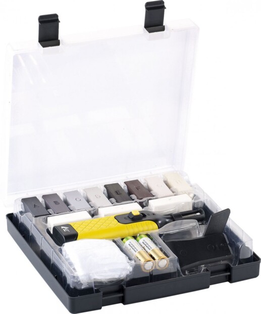 Kit de réparation des revêtements sols plastique tel que les sols stratifiés.