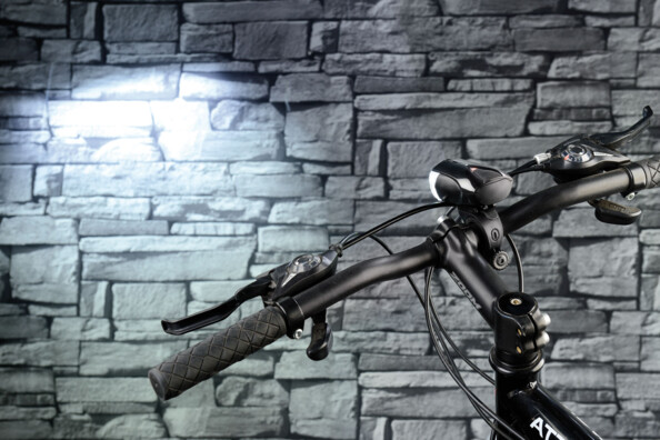 lampe de vélo avec rayon de lumière droit anti eblouissement