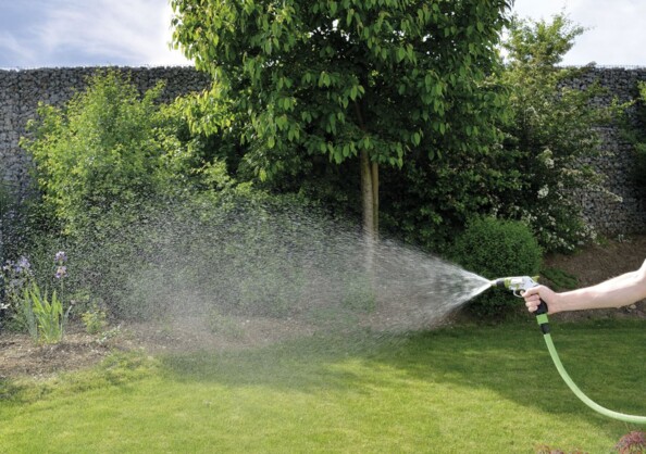 Pistolet d'arrosage avec jet d'eau réglable