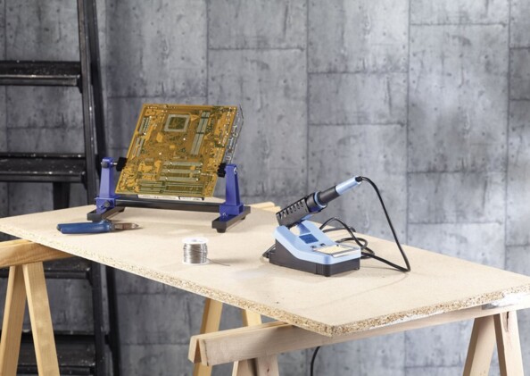 Soudez des circuits imprimés, reliez des câbles avec des connecteurs, réparez vos appareils électroniques, le fer à souder est idéal également pour travailler sur un modèle réduit ou pour fabriquer ou réparer des bijoux