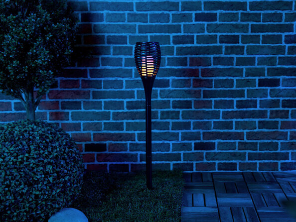 Torche de jardin 64 LED brillent de manière dynamique pour un effet flamme réaliste