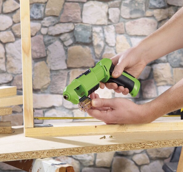 Visseuse sans fil à chargement automatique d'embouts AGT