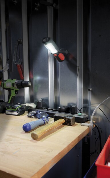 Baladeuse sans fil à LED COB, orientable à 180°