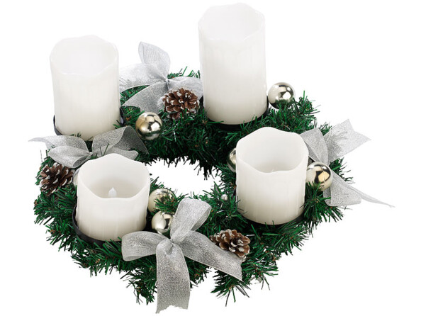 Couronne de l'Avent avec ornements argentés & 4 bougies à LED