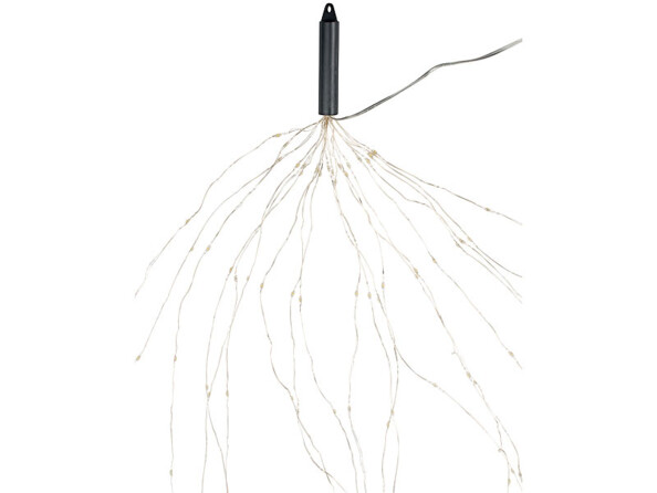 Guirlande lumineuse à effet cascade 20 fils avec 700 LED par Lunartec.