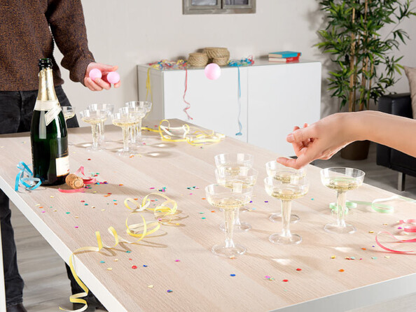 Jeux à boire: prosecco et bière-pong, 60 gobelets et 12 coupes