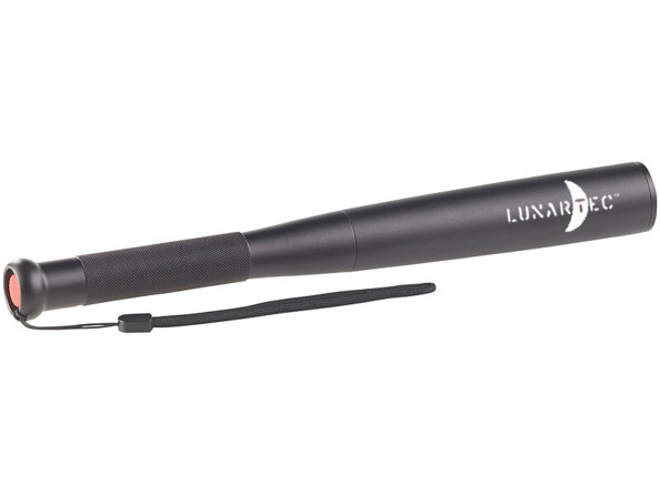Lampe torche LED design batte de baseball coloris noir avec logo Lunartec blanc, manche rainuré, bouton de commande sur le base et dragonne attachée