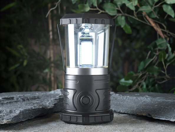 Lanterne de camping 3 niveaux de luminosité de jour : 100, 50 et 25 % et un n niveau de luminosité de nuit à 2 %