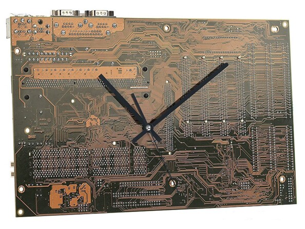 Horloge design circuit imprimé rectangulaire sans chiffres avec mécanisme d'horloge à quartz radio à 3 aiguilles