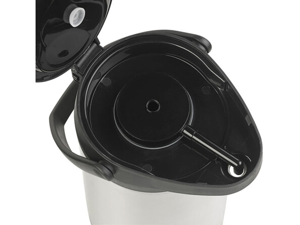 Zoom sur le système de pompe d'un pichet double paroi