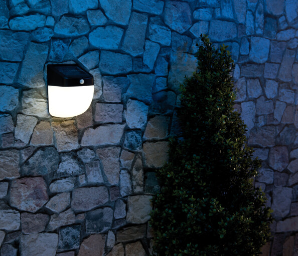 2 appliques murales solaires LED 1 W avec détecteur de mouvement