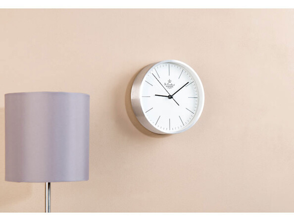 Horloge murale design Ø 15 cm avec mécanisme à quartz