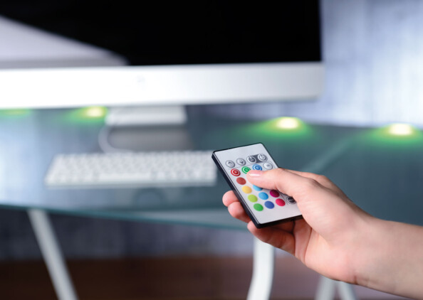 eclairage led rvb pour table en verre avec telecommande pour changement de couleurs