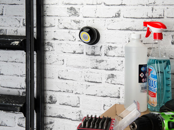 La lampe sans fil noire WL-420 de Luminea modèle