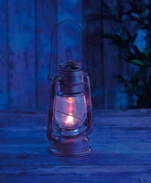 Lampe-tempête avec effet de flamme, aussi vrai que nature