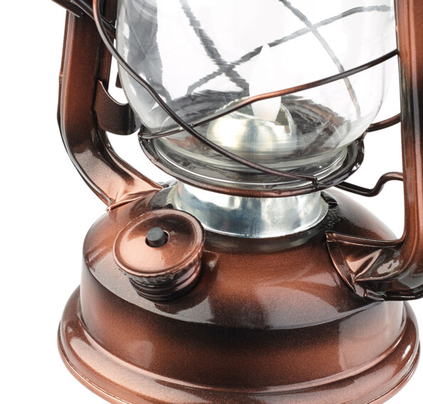 Lampe-tempête zoom sur lampoule LED