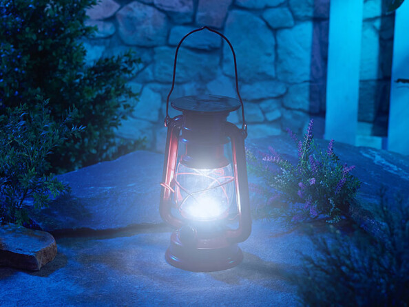 Lampe-tempête solaire décorative à LED 40 lm / 1,5 W / 23 cm Lunartec