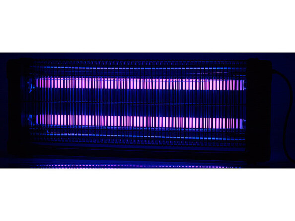 Piège à insectes 2000 V avec tubes UV interchangeables IV-640 de nuit