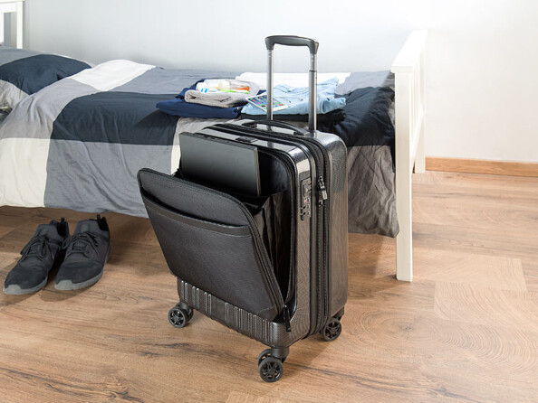 Valise trolley 30 L avec compartiment ordinateur, ports USB et cadenas
