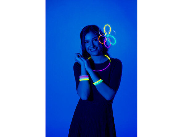 100 tubes lumineux fluorescents 20 cm / 6 coloris avec raccords Pearl