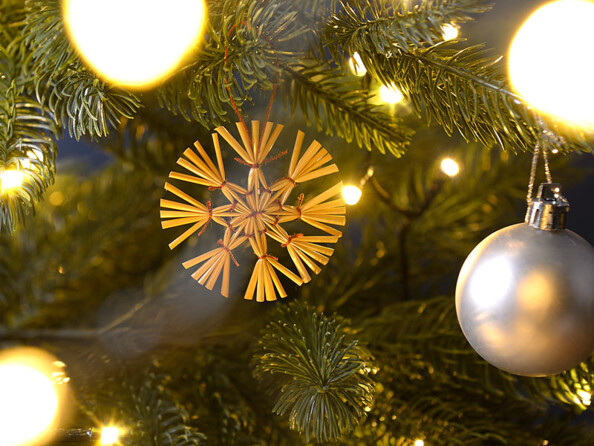 44 décorations de Noël en paille