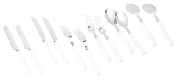 4 couteaux, 4 fourchettes, 4 cuillères