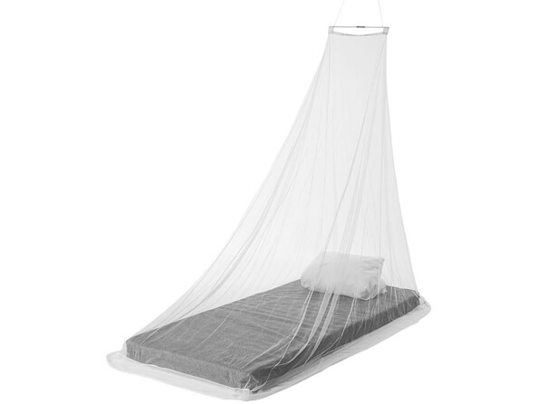 Moustiquaire pour lit simple mise en en situation au dessus d'un matelas