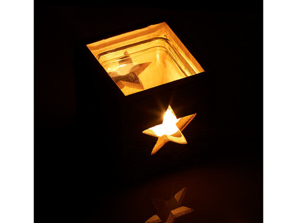 Photophore en bois motif étoile