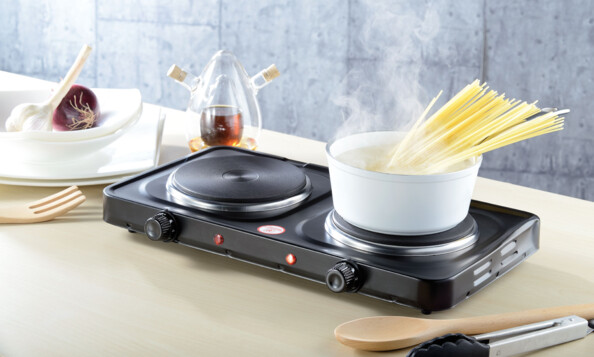 Plaque 2 feux fonte compacte mise en situation