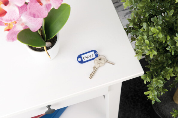 Porte-clés avec étiquettes mis en situation