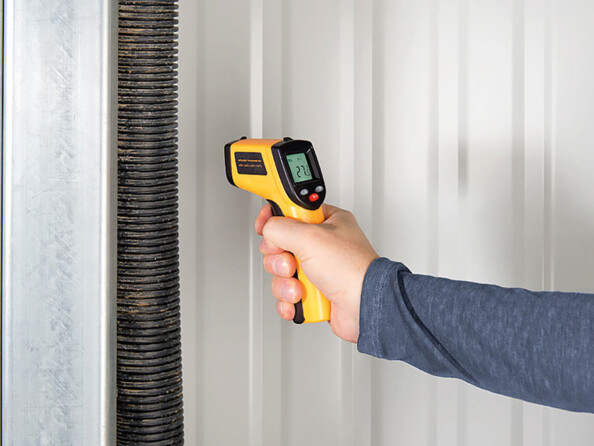 Mise en situation du thermomètre qui mesure la température sans contact