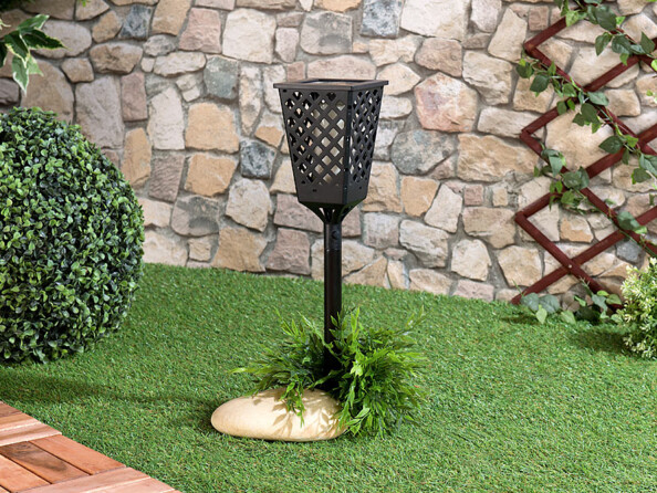 Torche LED solaire effet flamme 96 LED / 30 lm