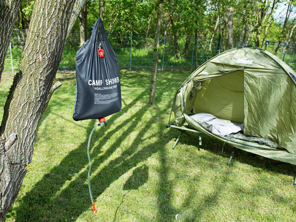 2 douches de camping et de jardin solaire - 20 L