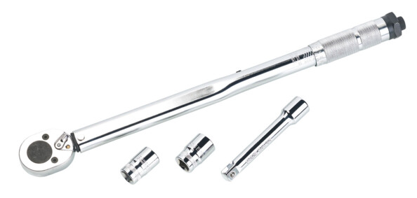 Clé dynamométrique professionnelle 28 – 210 Nm avec douilles et rallonge