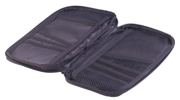 2 étuis de voyage avec 12 compartiments