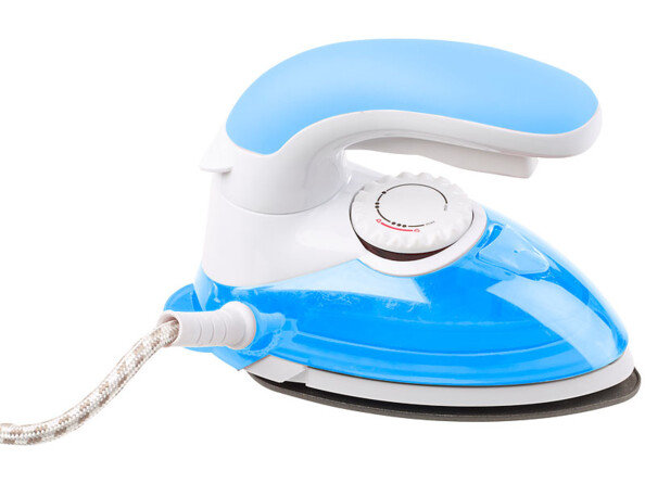 petit fer a repasser de voyage avec poignée pivotante réglage température et vapeur Sichler