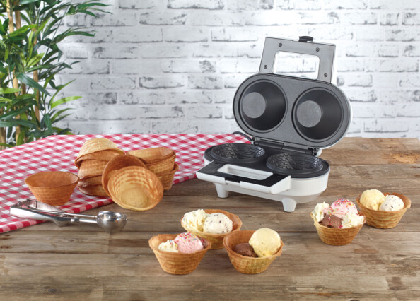gaufrier pour coupelles en gaufrette pour glaces et desserts glacés comme chez le glacier