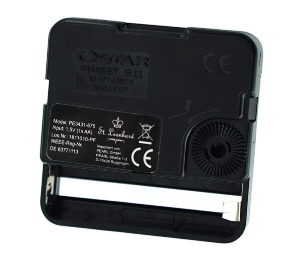 Mécanisme d'horloge silencieux avec 3 sets d'aiguilles St. Leonhard.Vue arrière.