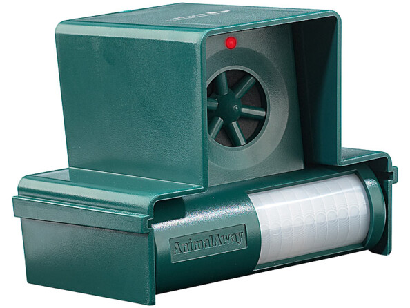 Repousseur d'animaux à ultrasons Royal Gardineer.Portée de 12 mètres avec un angle de 70°