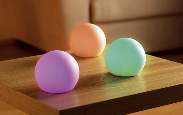 Boule lumineuse à LED multicolores (Reconditionné)