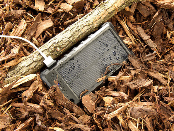 Batterie de secours solaire 4000 mAh ''PB-40.s'' ultra-résistante