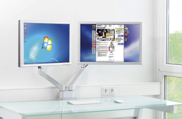 Double bras articulé à ressorts pneumatiques pour 2 moniteurs jusqu'à 32''