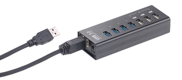 Hub actif qui signale le fonctionnement du port par LED bleu