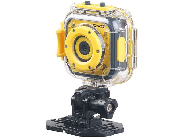 Caméra sport DV-45.kids pour enfants avec fixations spéciales permettent de fixer l'appareil sur un guidon de vélo ou sur un casque