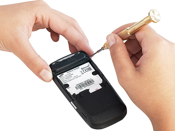 Set de tournevis de précision avec 12 embouts